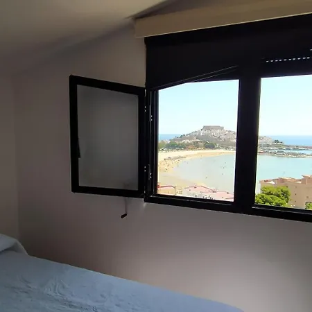 Vicent Un Palco Preferente Al Mar Y Castillo