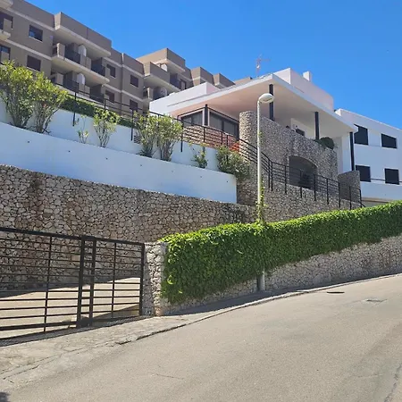 Vicent Un Palco Preferente Al Mar Y Castillo Villa